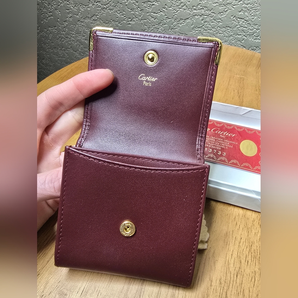 Like New! Cartier Maroon Leather Coin Wallet W/card Of Certification - Picture 2 of 8